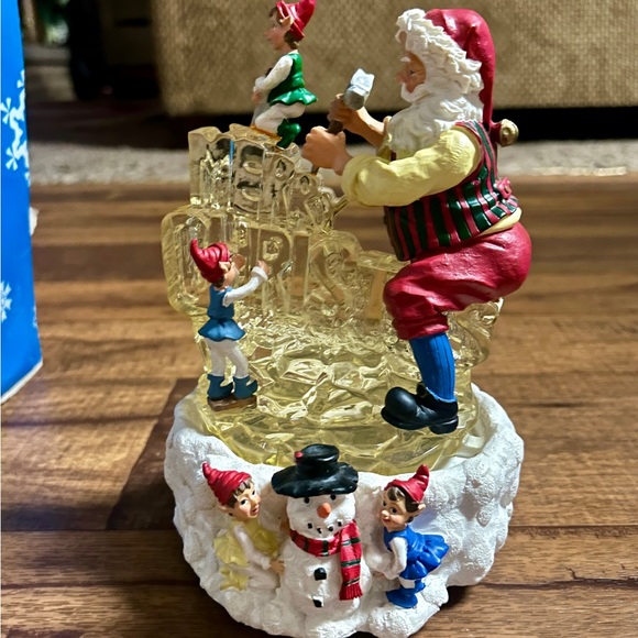 ABC ~Vintage Santa Claus Musical (8 Songs) Lighted Merry Christmas Ice Carving - Picture 2 of 15